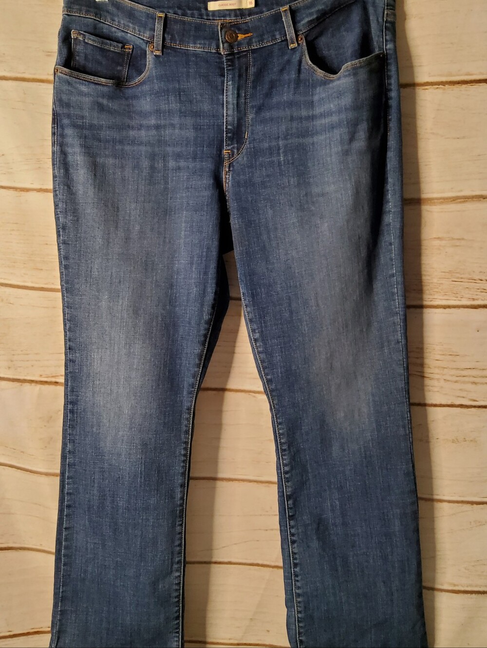 Levi's Women's Vintage Classic Boot Cut Jeans in Blue Wash